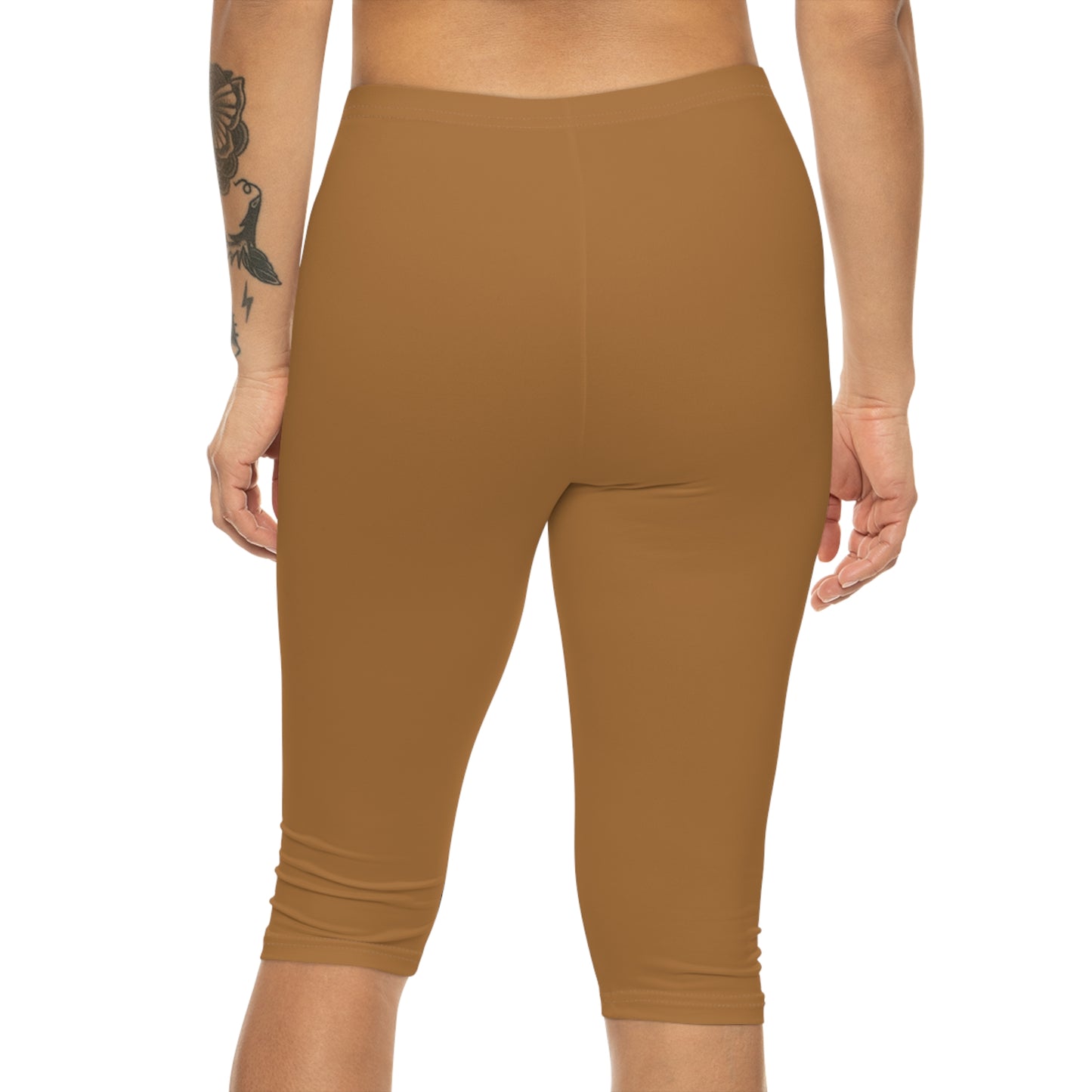 R&W Women's Capri Leggings — Minimalist Logo Cuero Cómodo